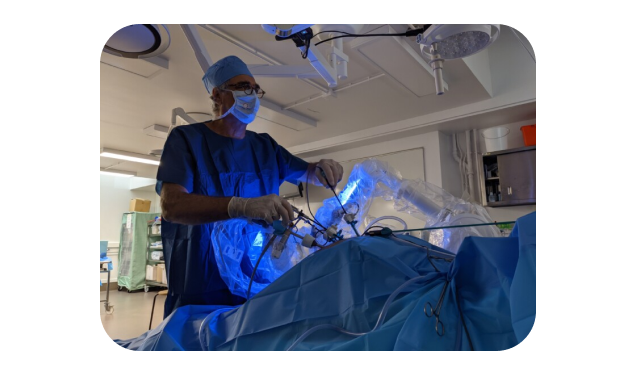 Moon Surgical
